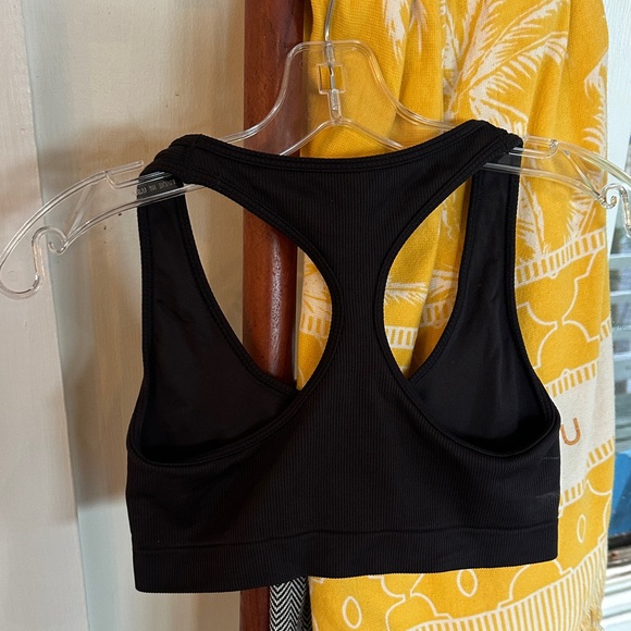 ALO Yoga Classic Black Sports Bra - Picture 3 of 3